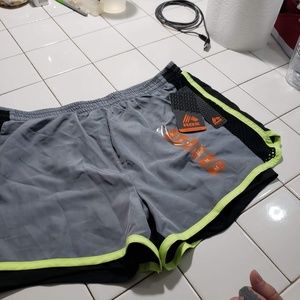 Women's athletic shorts sz medium